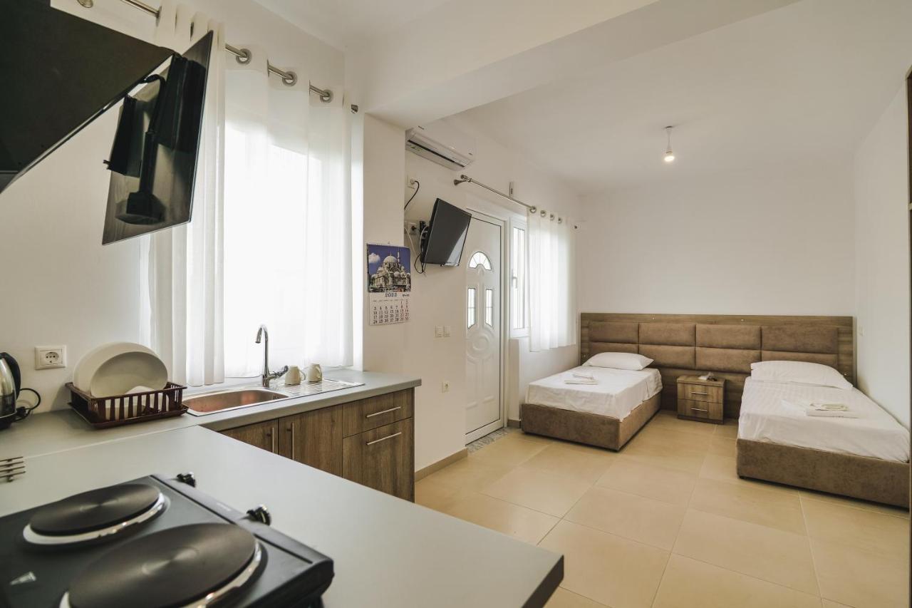 Near The Sea Apartments Nano Ксамил Екстериор снимка
