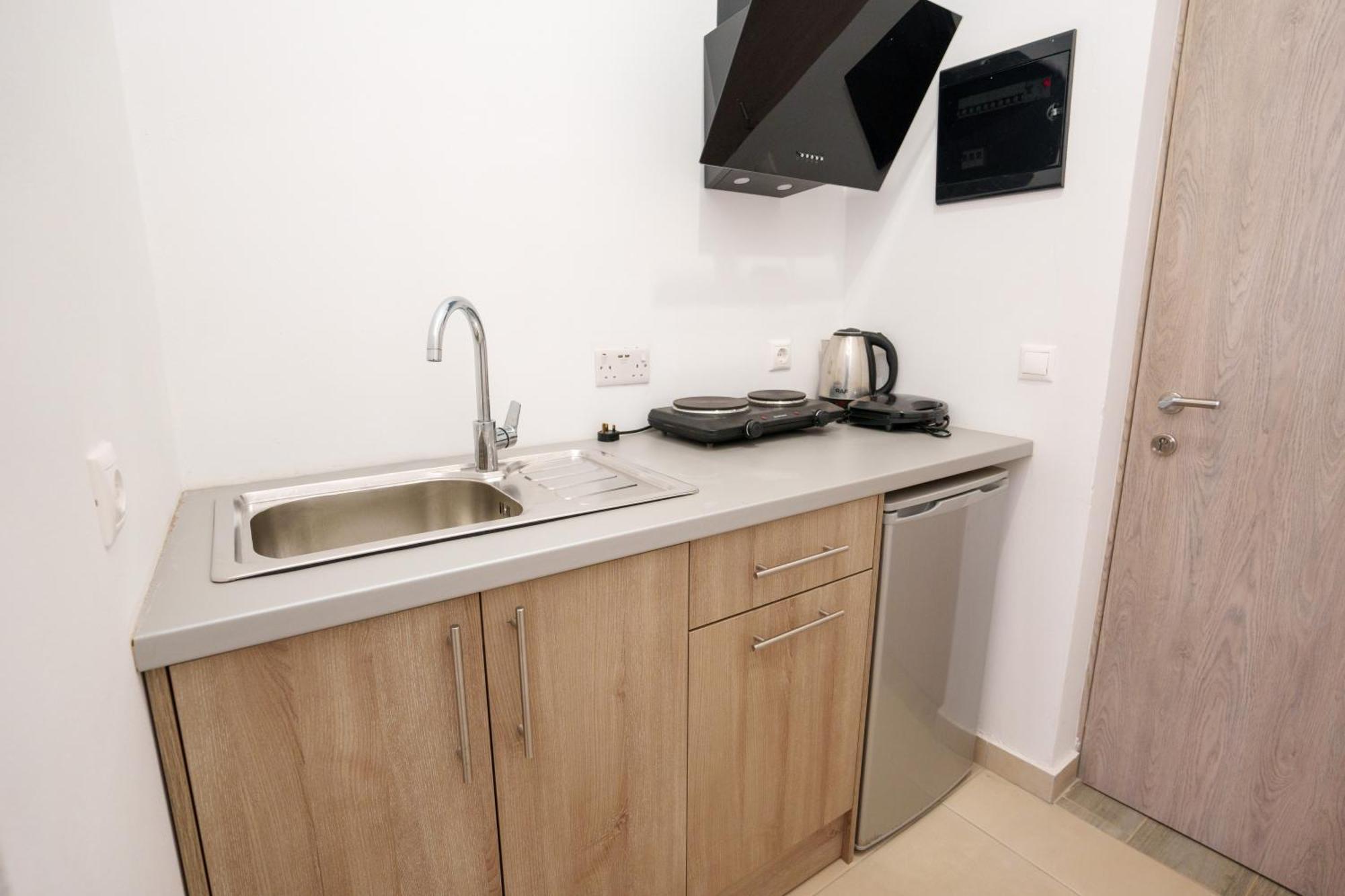 Near The Sea Apartments Nano Ксамил Екстериор снимка