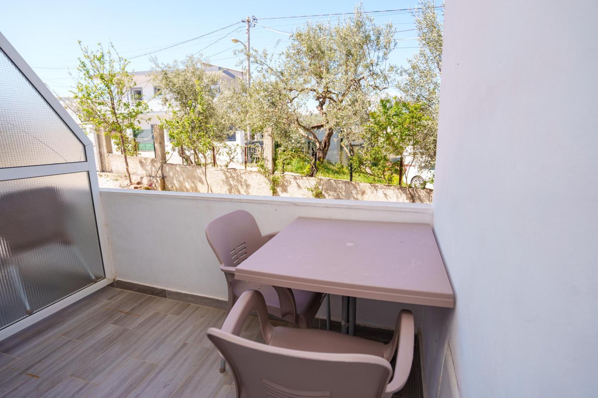 Near The Sea Apartments Nano Ксамил Екстериор снимка