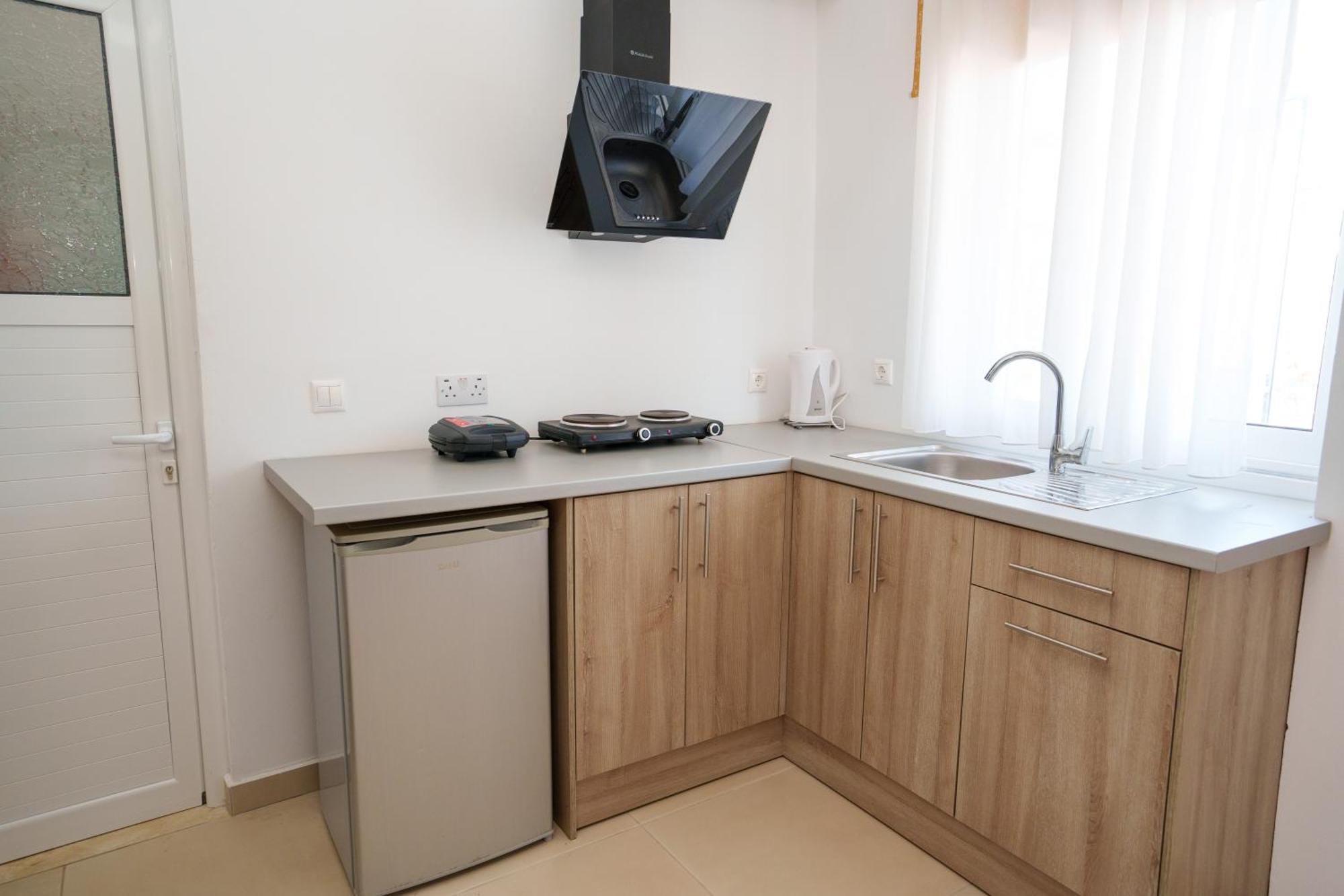Near The Sea Apartments Nano Ксамил Екстериор снимка
