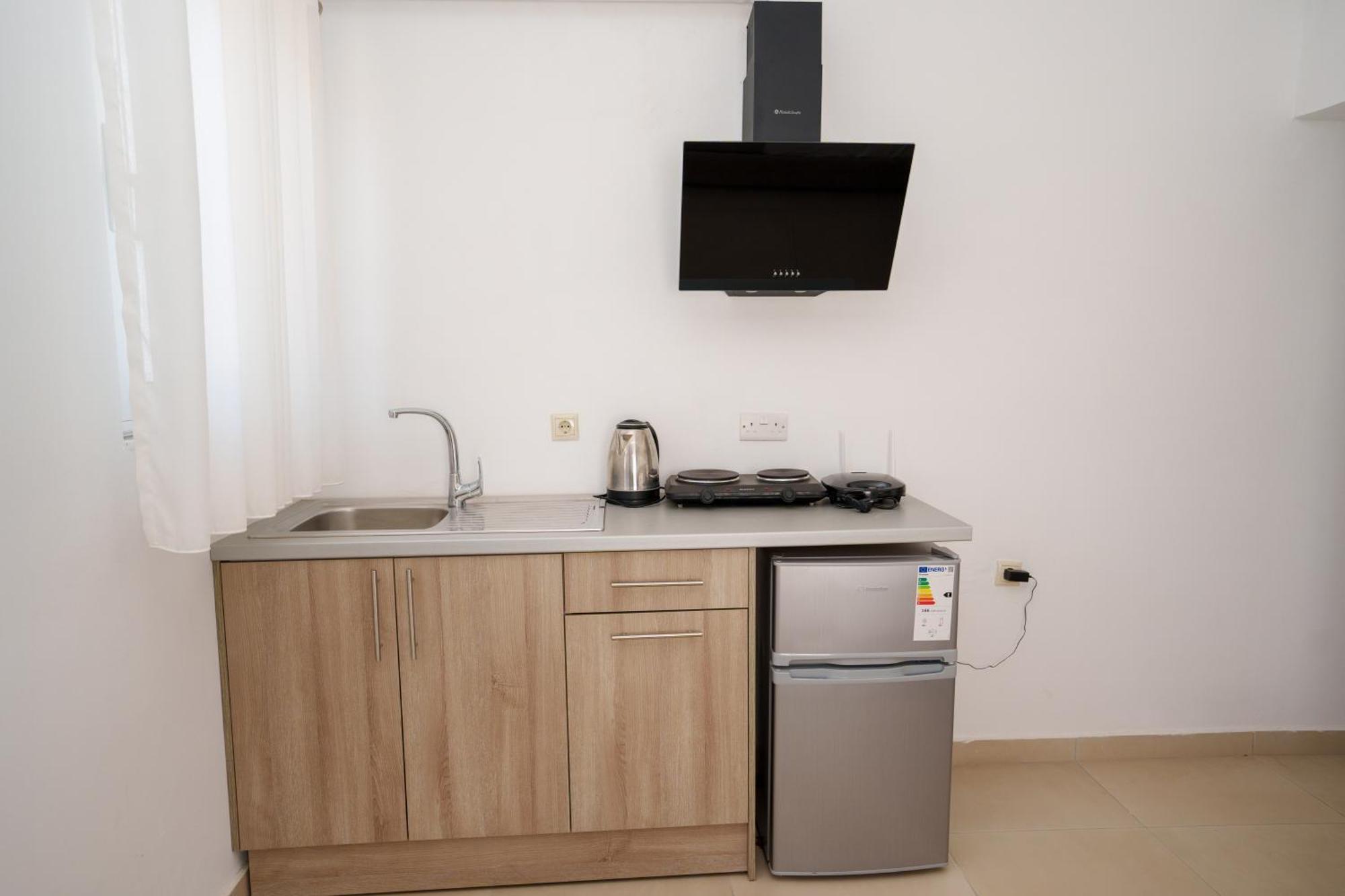 Near The Sea Apartments Nano Ксамил Екстериор снимка
