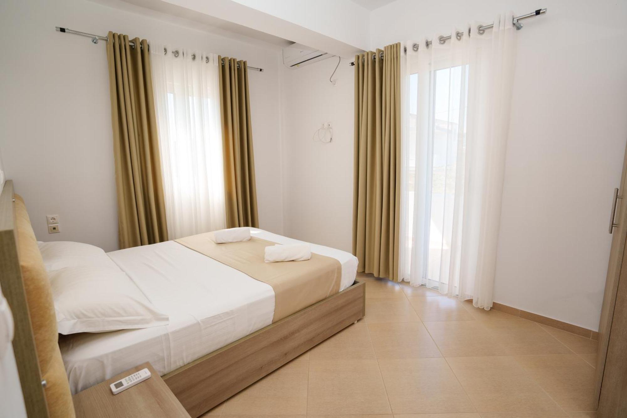 Near The Sea Apartments Nano Ксамил Екстериор снимка