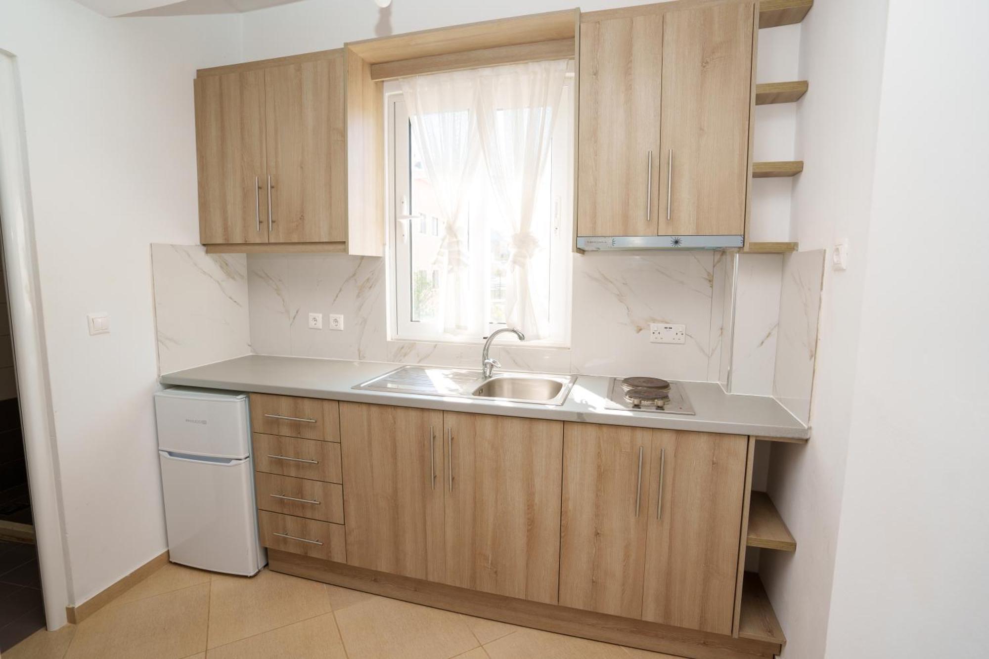 Near The Sea Apartments Nano Ксамил Екстериор снимка