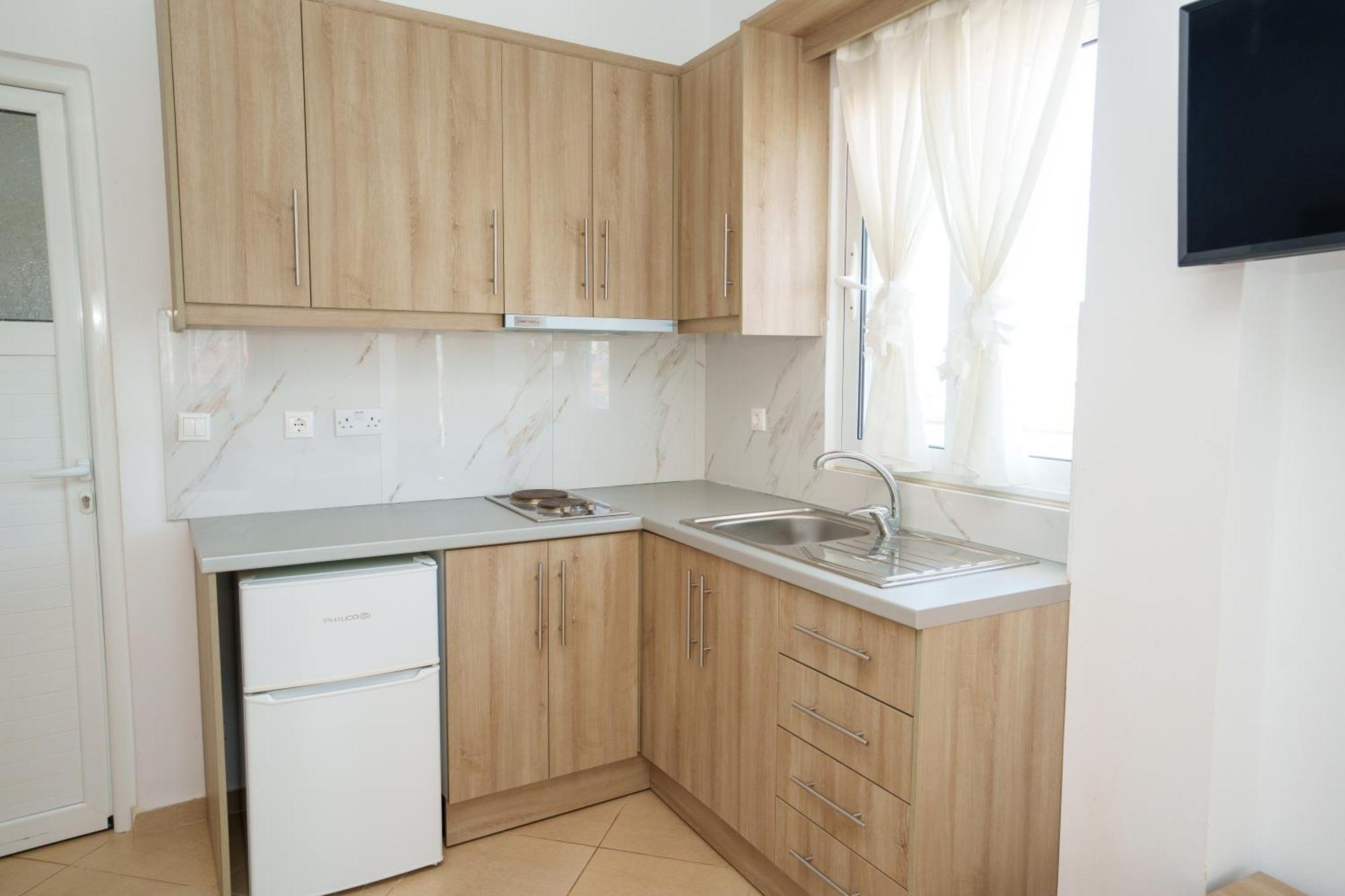 Near The Sea Apartments Nano Ксамил Екстериор снимка