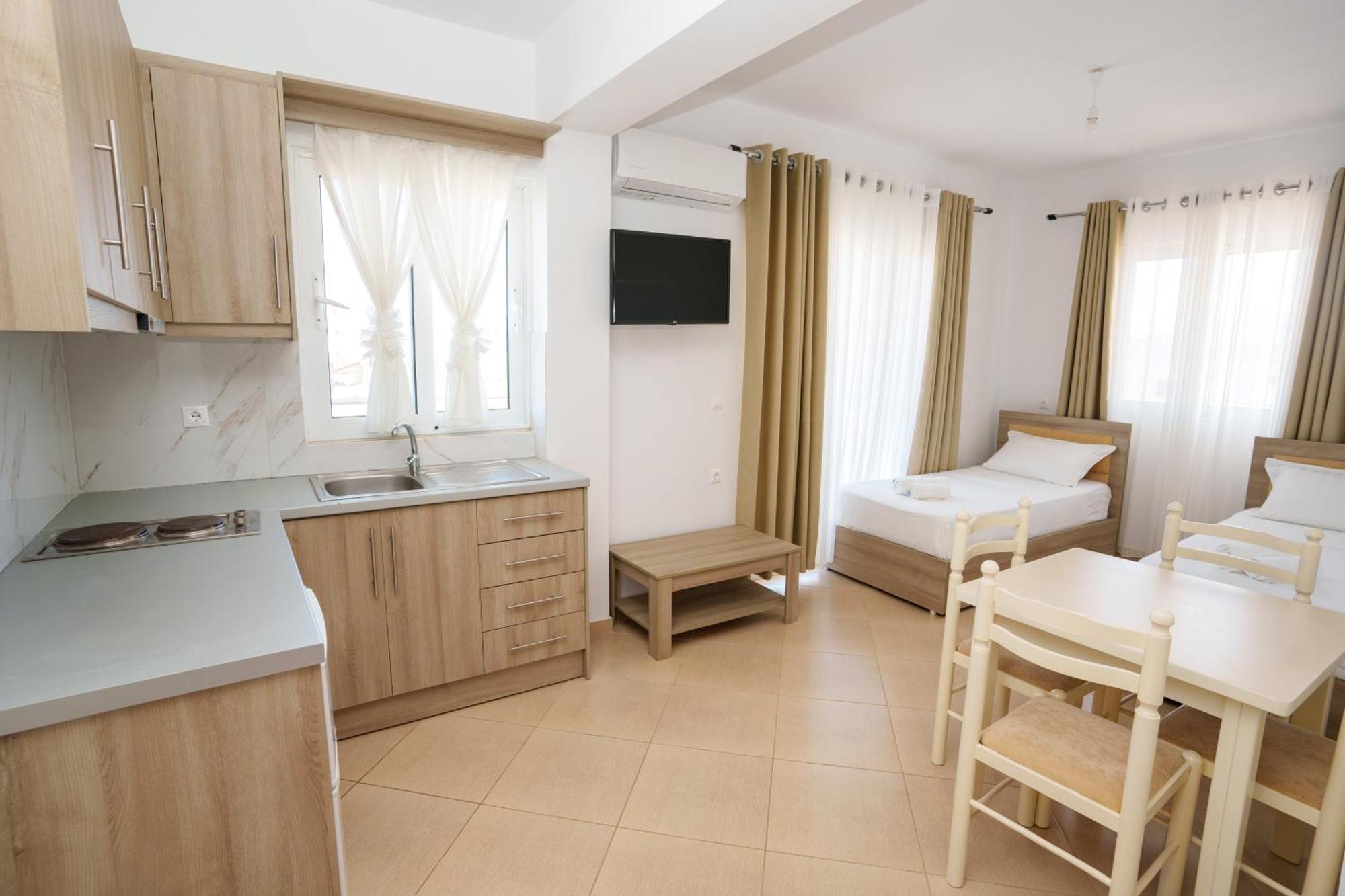 Near The Sea Apartments Nano Ксамил Екстериор снимка