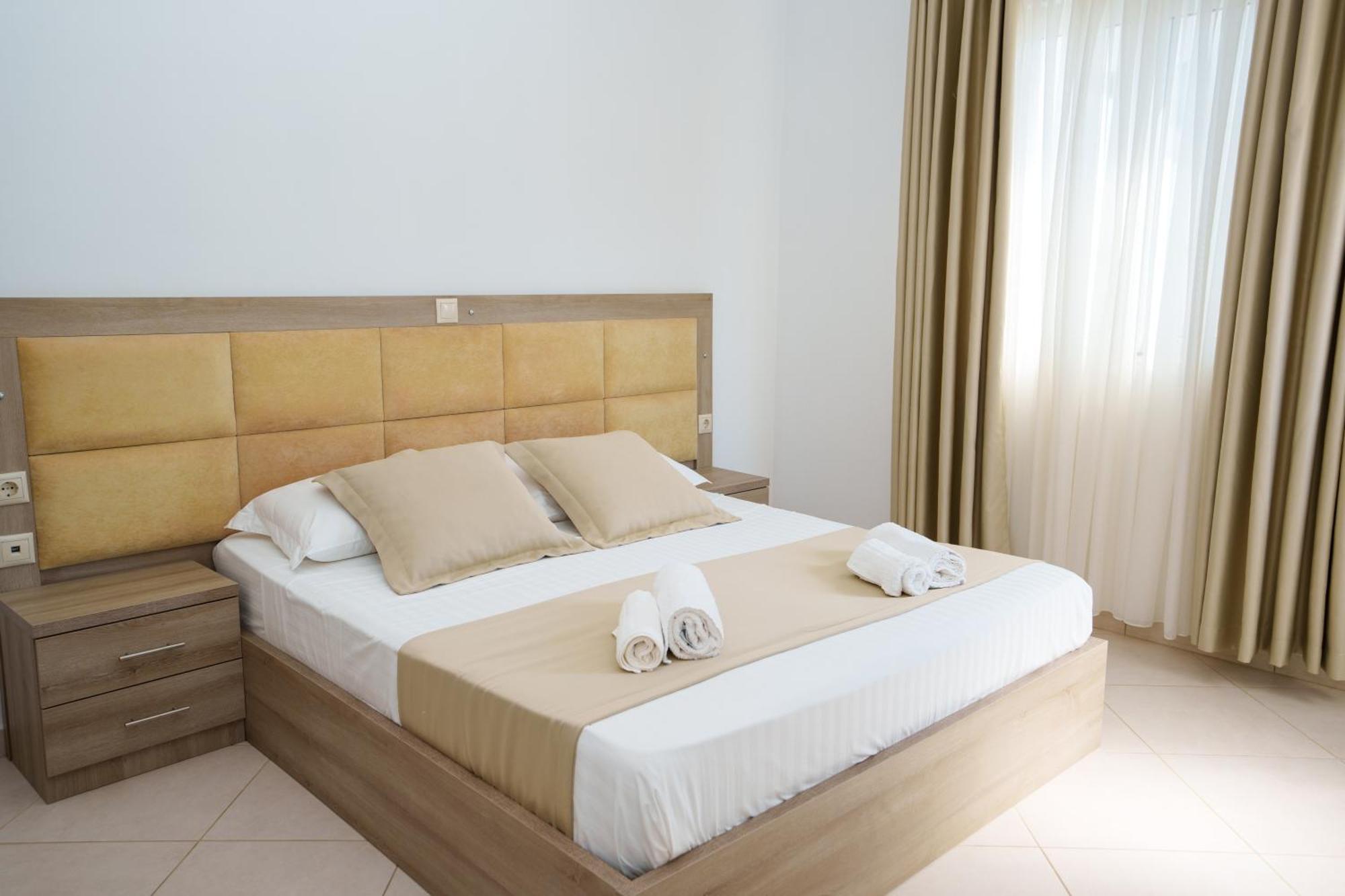Near The Sea Apartments Nano Ксамил Екстериор снимка